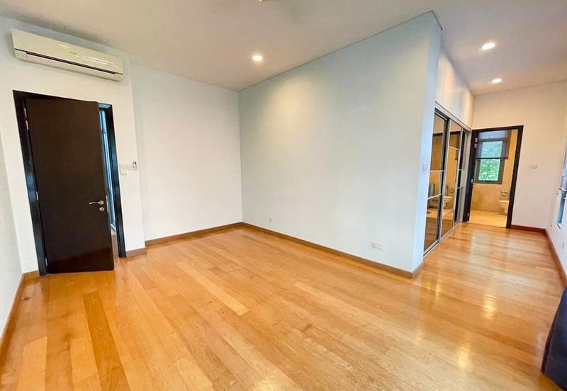 The Residence, Mont Kiara