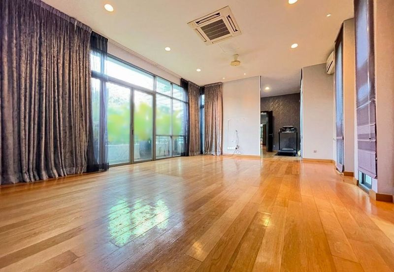 The Residence, Mont Kiara