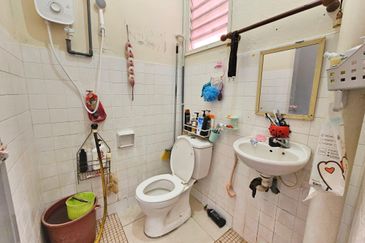 Taman Alam Megah, Seksyen 28