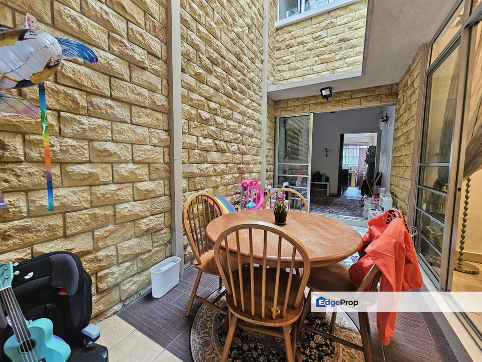 [BELOW MARKET + BASIC UNIT + GOOD CONDITION] Laman Putra, Putra Mahkota 7, Putra Heights, Subang Jaya, Selangor, Subang Jaya