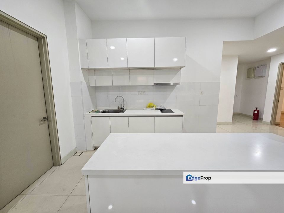 [Good Condition & Location + Kitchen] Putra Residence, Putra Heights, Selangor, Putra Heights