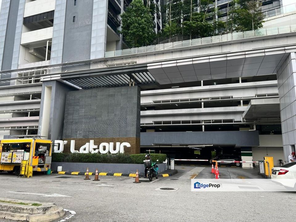 Swimming pool view D'latour Condo Bandar Sunway Petaling Jaya, Selangor, Bandar Sunway