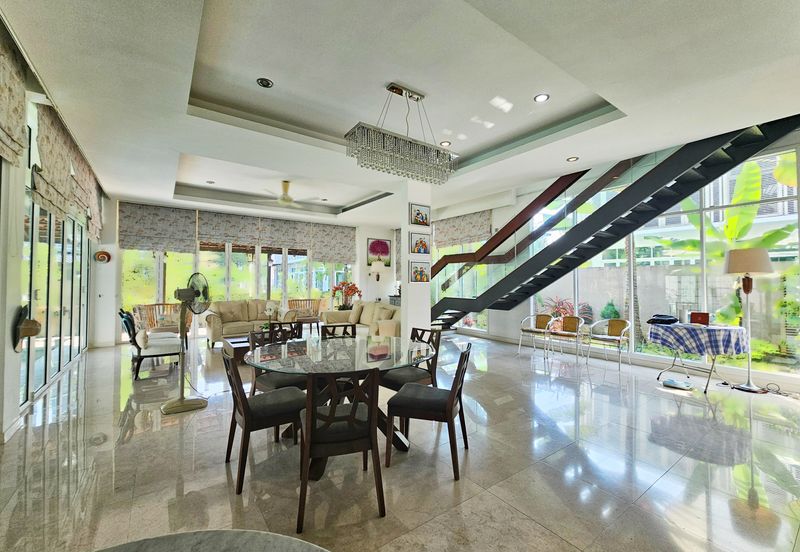 The Residence @ The Glades