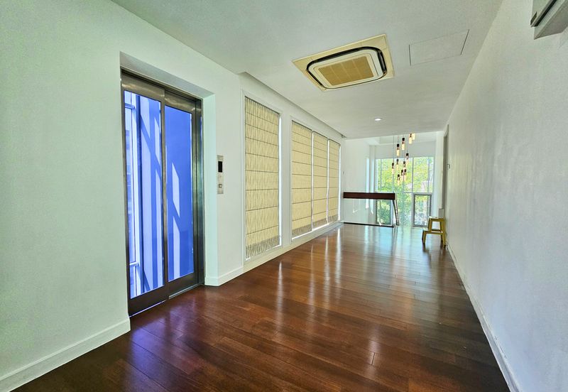 The Residence @ The Glades