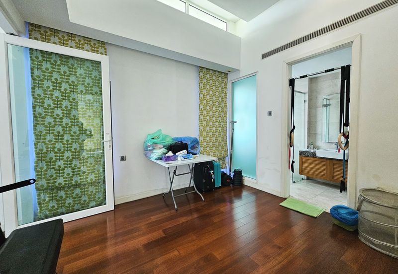 The Residence @ The Glades