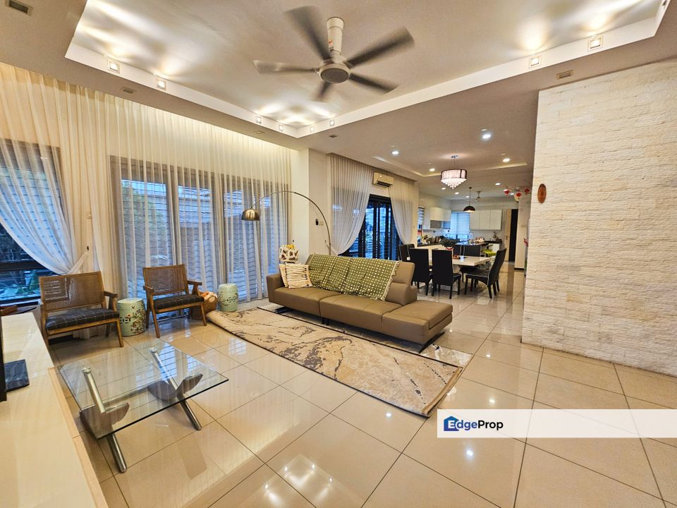 [Fully Reno + Extend + Gate &Guarded + Big Kitchen] - Kota Harmoni Seksyen 27, Taman Bunga Negara, Selangor, Shah Alam