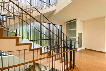 The Mansions @ Parkcity Heights