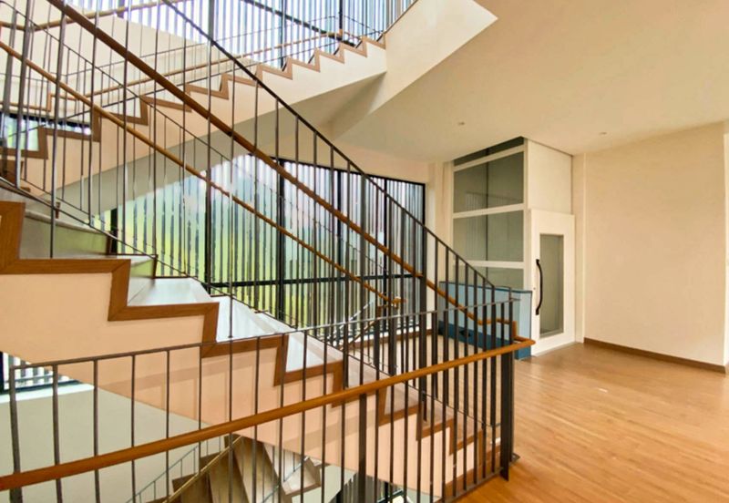 The Mansions @ Parkcity Heights