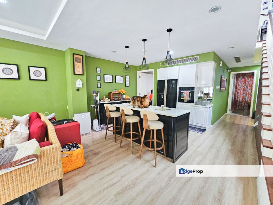 Upper Unit The Mews, Nice Reno, Strict G&G - The Mews, The Glades, Putra Heights, Subang Jaya, Selangor, Putra Heights