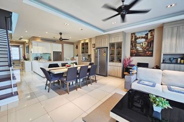 The Mews @ The Glades