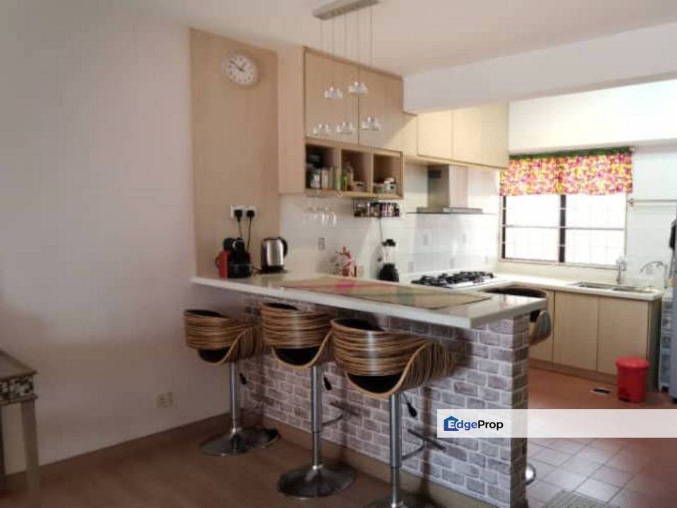 [1428SF SIZE + NICE KITCHEN + PART RENO] Tropika Paradise Condo USJ 17, Selangor, USJ
