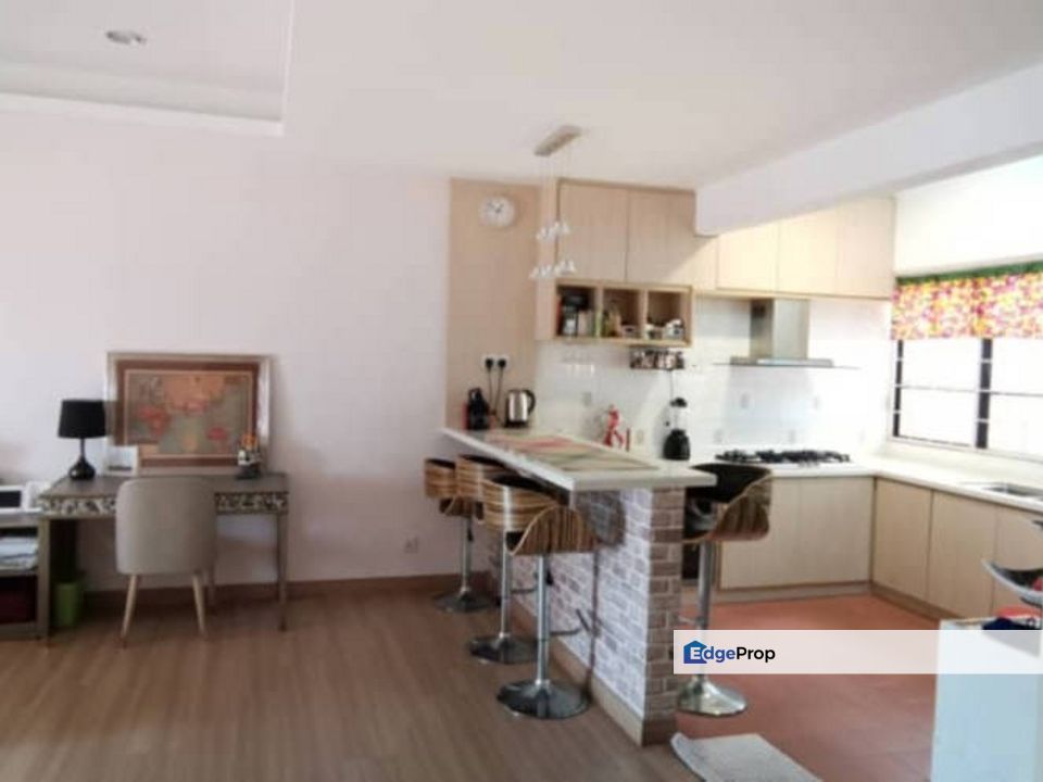 [1428SF SIZE + NICE KITCHEN + PART RENO] Tropika Paradise Condo USJ 17, Selangor, USJ