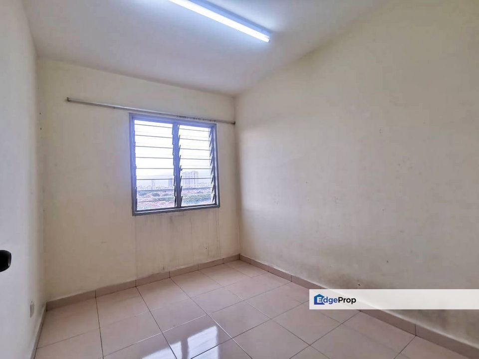 [GOOD CONDITION + GOOD LOCATION + NICE UNIT] Pelangi Ara Flat Bandar Utama, Selangor, Kayu Ara