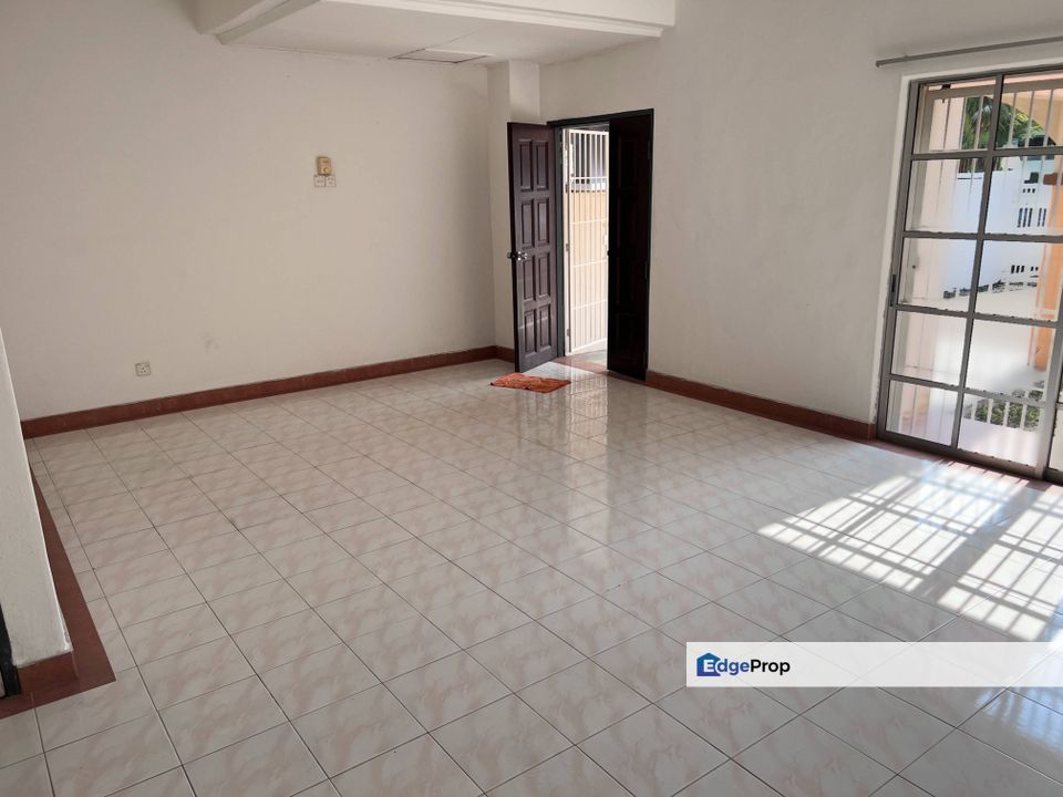 [NICE KITCHEN + GOOD CONDITION + NEAR FIELD] Anggerik Doritis, Kota Kemuning, Oncidium, Selangor, Kota Kemuning