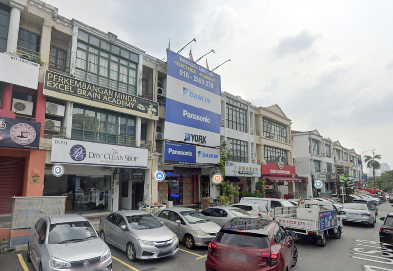 Taipan Business Centre, USJ 10