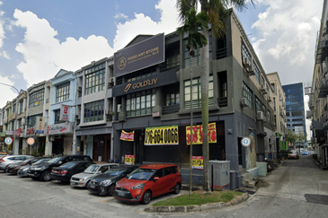 Taipan Business Centre, USJ 10