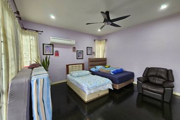 Jalan Kemuning Permai 33/43B