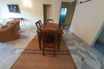 Sinaran Ukay Residence (Casa-Del-Sol)