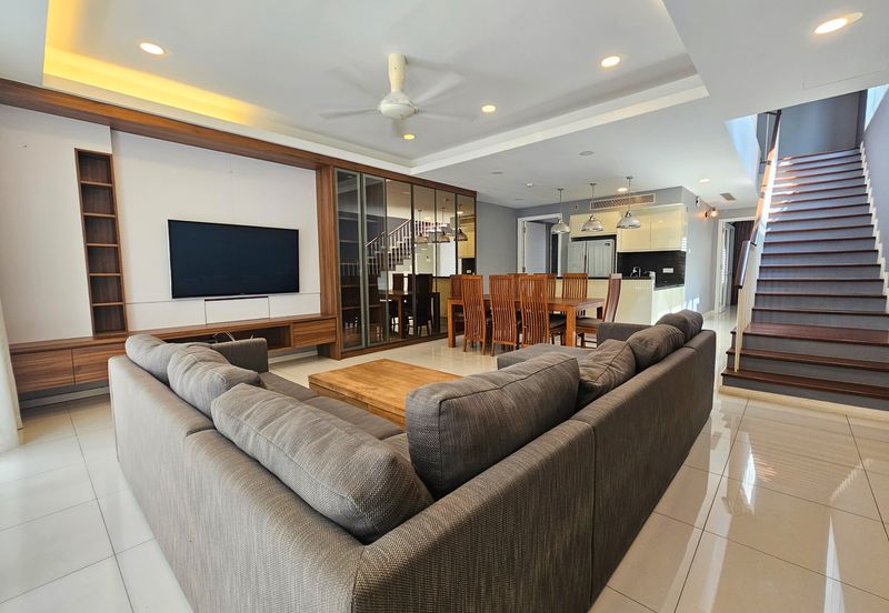 The Mews @ The Glades