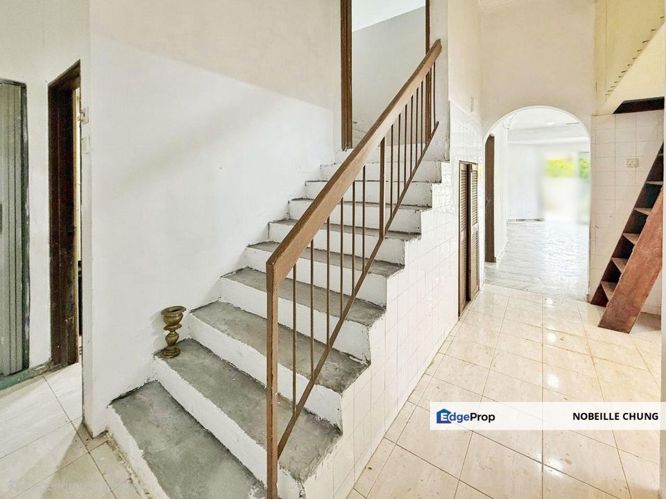 [EXTENDED KITCHEN & BATHROOM + RENOVATED] taman alam megah sek 28, Selangor, Shah Alam