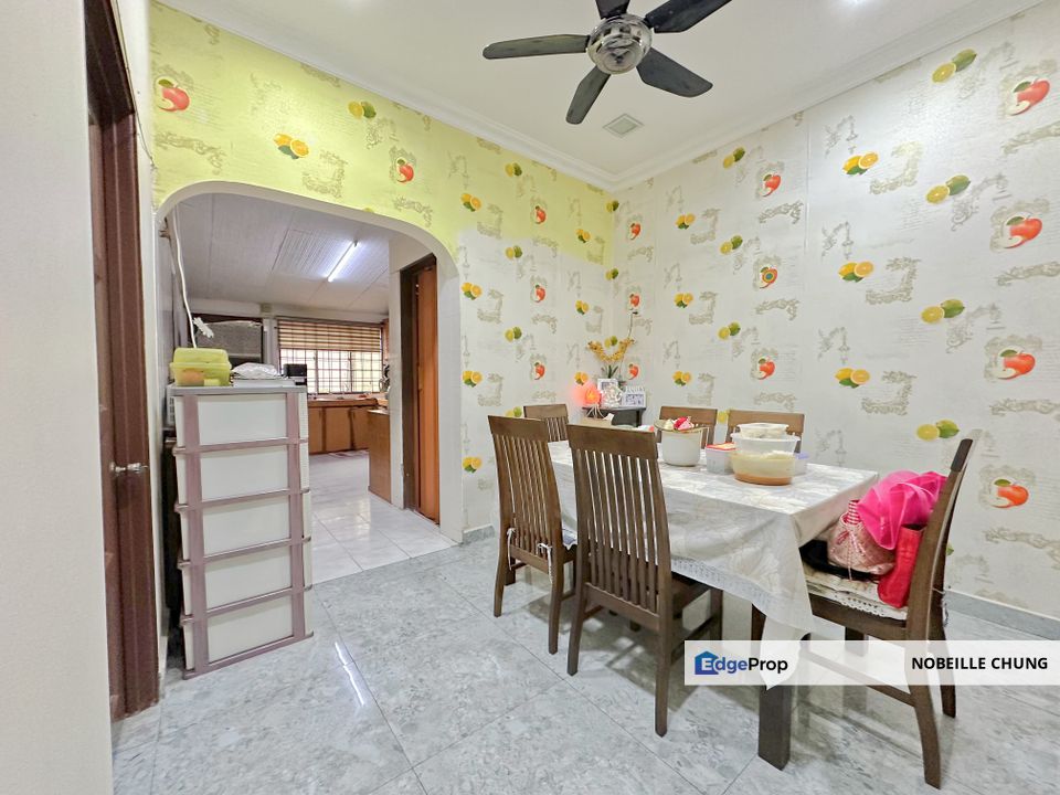 [FULL RENOVATED UNIT + KITCHEN EXTEND + FULL TILES] Taman Alam Megah Sek 27, Selangor, Shah Alam