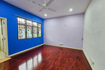 Jalan Kemuning Permai 33/41