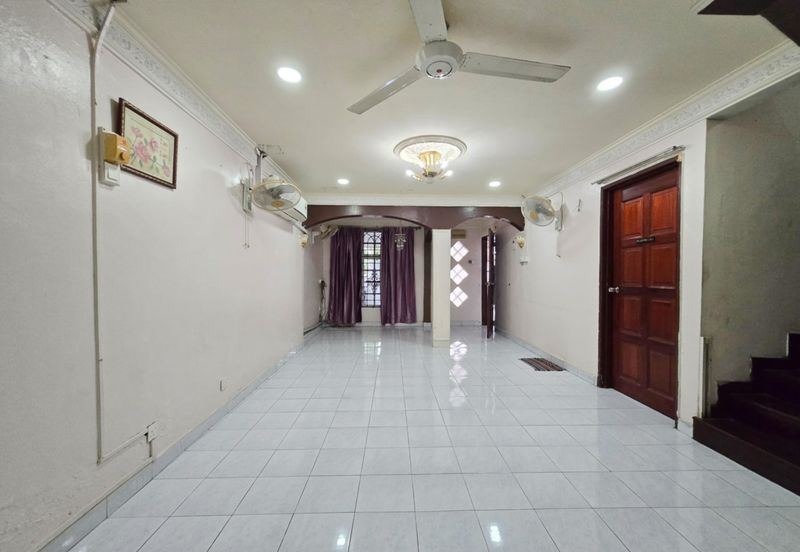 Taman Alam Megah, Seksyen 28