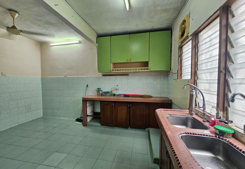 Taman Alam Megah, Seksyen 28