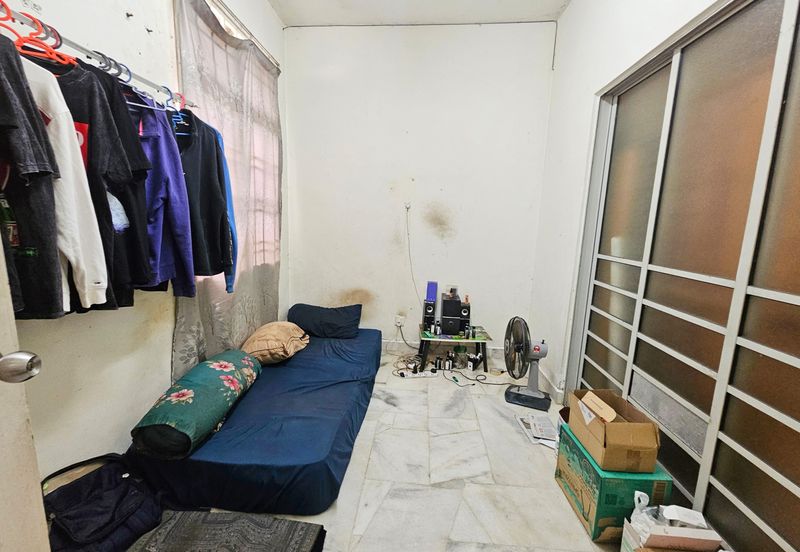 Jalan Putra Permai 10/1 T