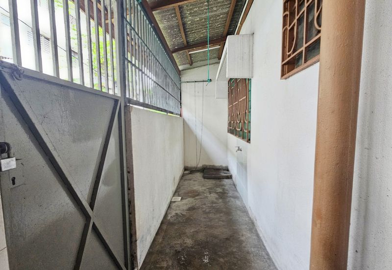 Taman Alam Megah, Seksyen 28