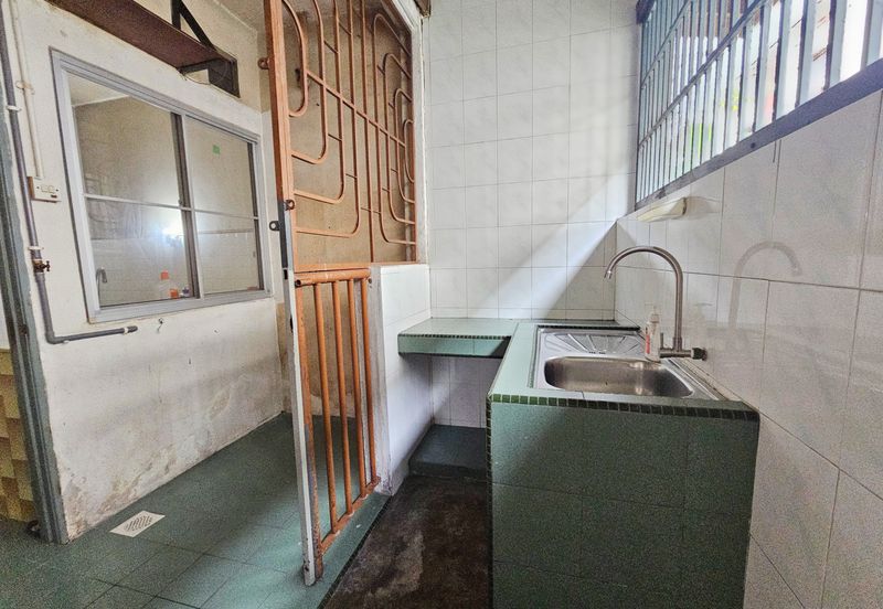 Taman Alam Megah, Seksyen 28