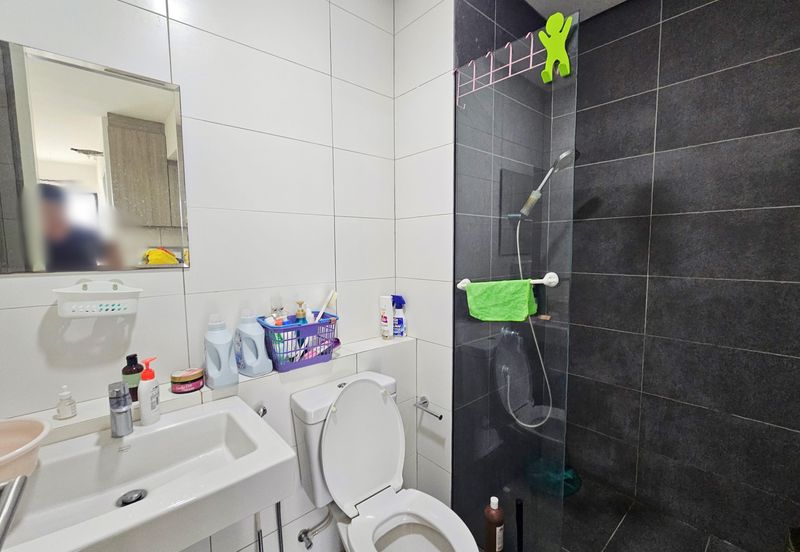 Paloma @ Tropicana Metropark