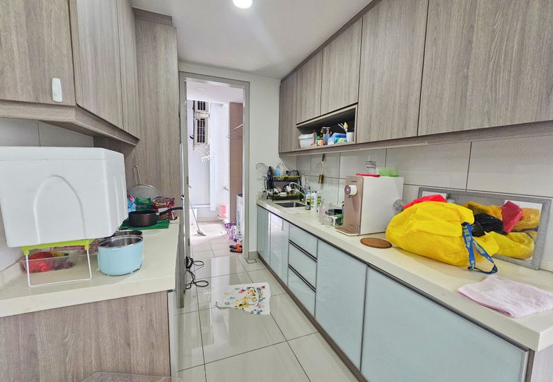 Paloma @ Tropicana Metropark