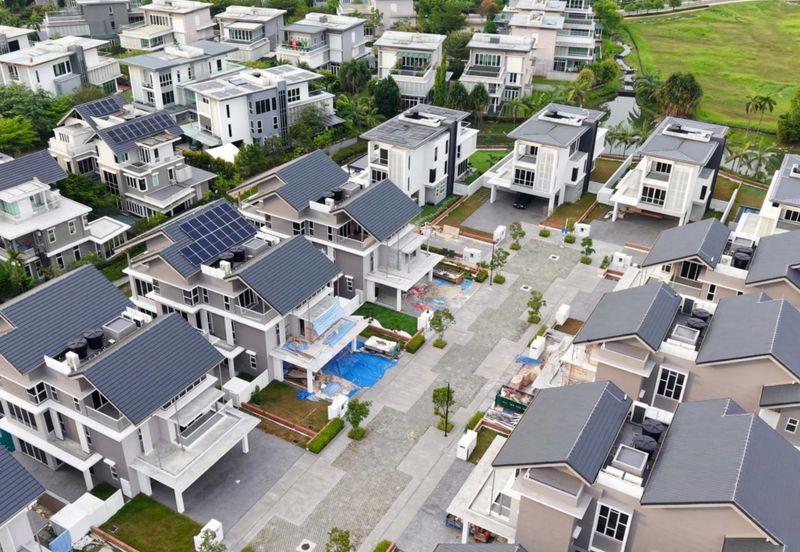 The Residence @ The Glades