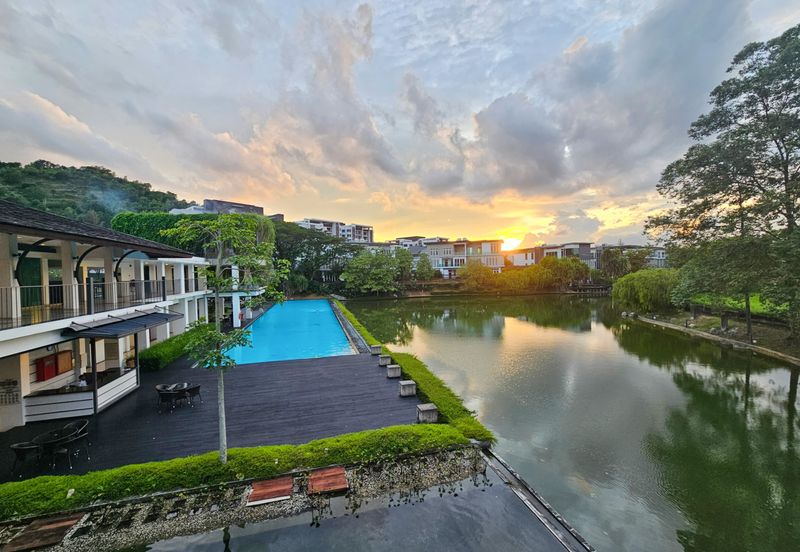 The Residence @ The Glades