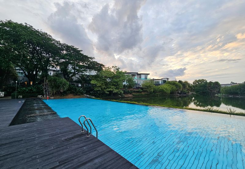 The Residence @ The Glades