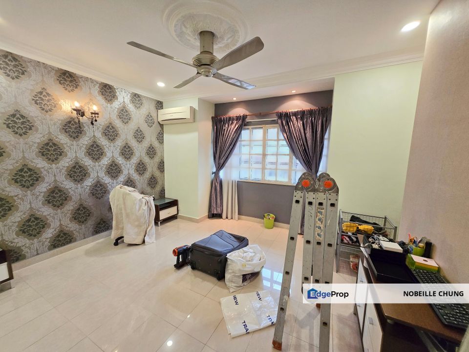 [WELL MAINTAIN UNIT + NEW REFURBISHED + FREEHOLD PROPERTY] Bandar Kinrara 5, BK5, Selangor, Bandar Kinrara Puchong