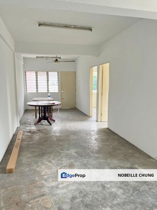 [GOOD CONDITION + GOOD LOCATION + NICE UNIT] Flat Taman Kinrara Seksyen 1, TK 1, Selangor, Puchong