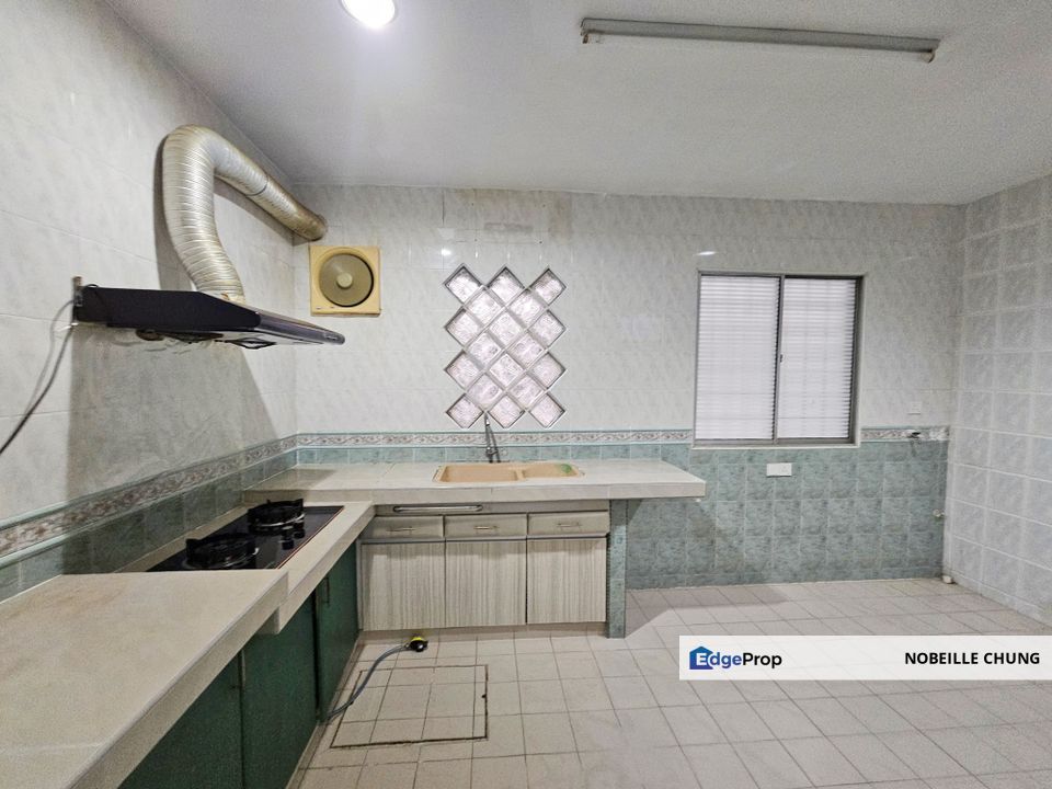 [FULL RENO + LAMINATE FLOORING + WET+DRY KITCHEN] 2-Sty USJ 9, USJ 11 Subang Jaya, Selangor, USJ