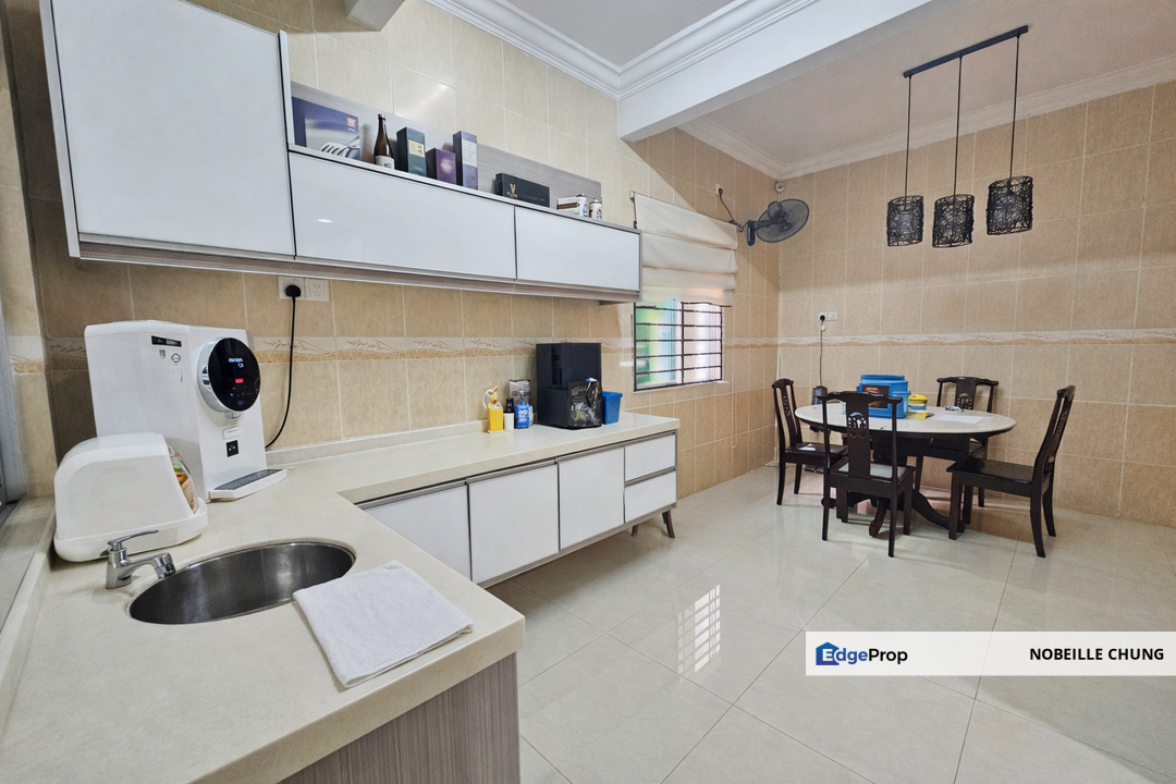 [RENOVATED + KITCHEN EXTENDED + ~2700SF BUILT-UP] 2-Sty Laman Putra, Putra Mahkota 7, Putra Heights, Subang Jaya, Selangor, Putra Heights