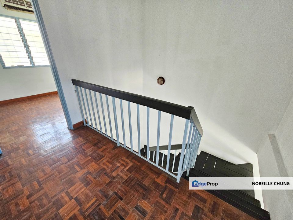 [GOOD CONDITION + GATED GUARDED + REFURBISHED] 2-Sty USJ 3, USJ 4, Subang Jaya, Selangor, Subang Jaya