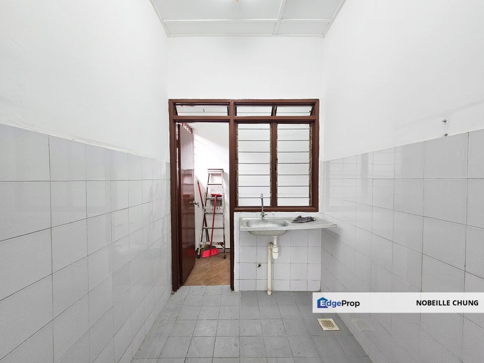 [FULL RENO + FULL TILES + NICE UNIT] Flat Pangsapuri Seri Mutiara, Putra Heights, USJ, Selangor, Subang Jaya