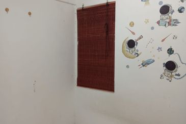 Vista Pinggiran, Taman Pinggiran Putra