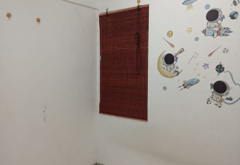 Vista Pinggiran, Taman Pinggiran Putra