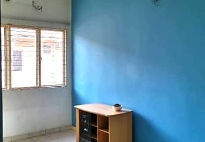 Taman Kinrara Seksyen 4