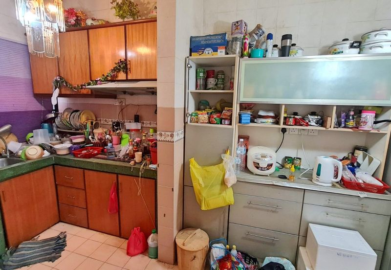 Basic Reno, Kitchen Extend & Reno Table Top Gate and Guarded Bandar Damai Perdana House