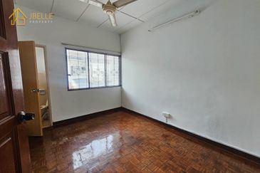 Taman Alam Megah, Seksyen 28