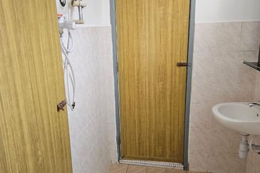 Taman Pinggiran Putra