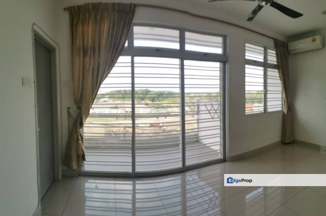 Kit Cab Facing Open Townhouse Desa Saujana 2 Bandar Saujana Putra, Selangor, Jenjarom