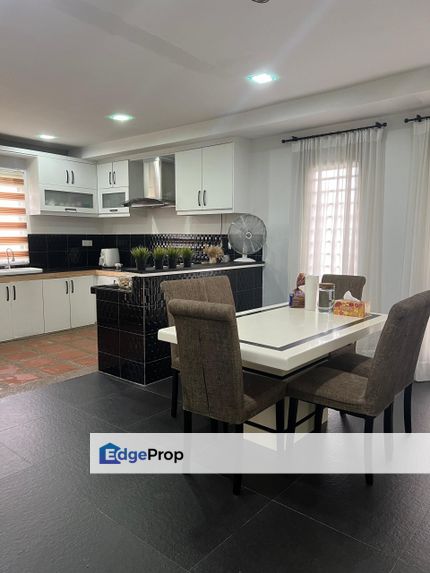 Reno Extend Spacious Double Storey Terraced Sp4 Bandar Saujana Putra, Selangor, Jenjarom